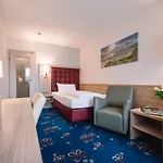 Royal Hotel 4*