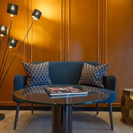 Hotel Royal