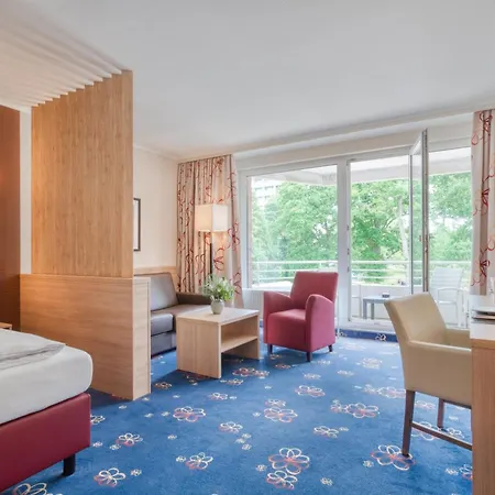 Royal Hotel 4*