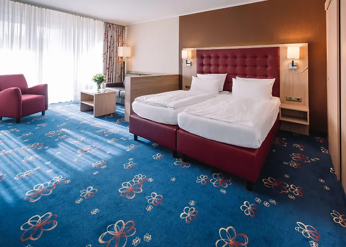 Royal Hotel 4*